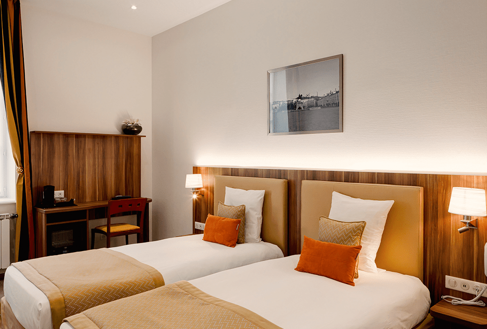 photo d'une chambre double dans l'hôtel 4 étoiles à Lyon Le Phénix